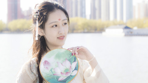 汉服美女跳舞真人秀!